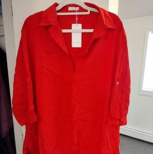 Women's plus size shirt, color red with half zip, size 2XL. Never worn, stil